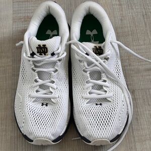 Notre Dame Men’s Sz 9 Under Armour UA HOVR Infinite 5 Running Shoes White